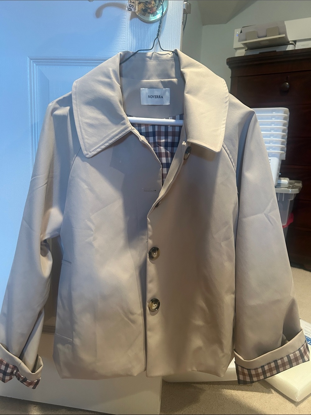 Noverra Women's Beige Short Trench Coat